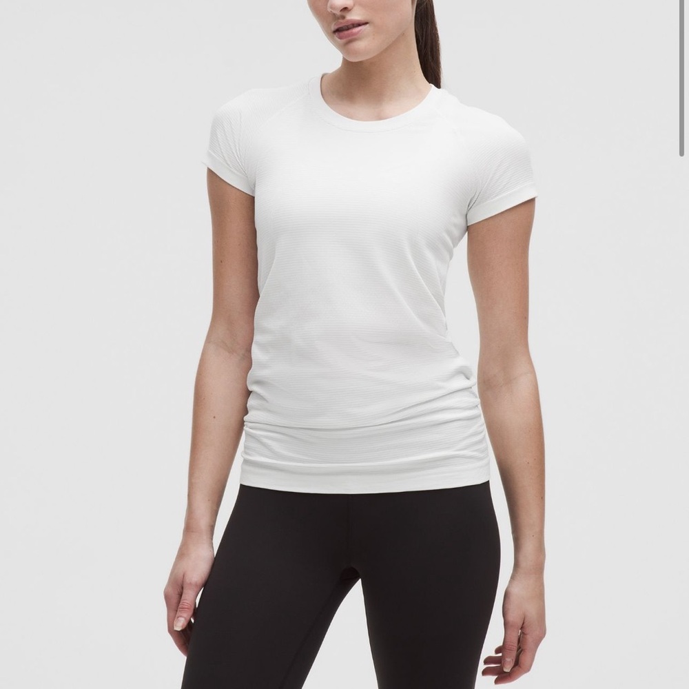 Lululemon Swiftly Tech Short Sleeve